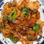 Best 全家福 Happy Family in Lexington, KY